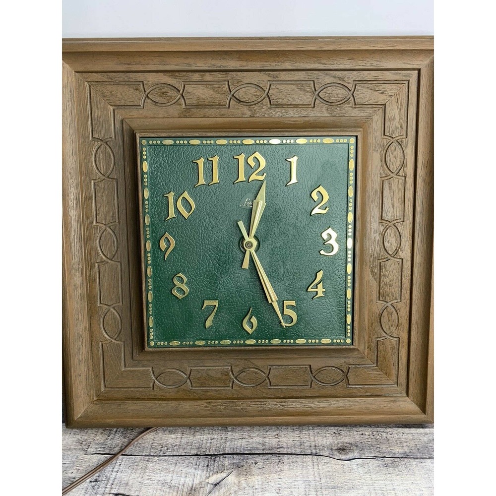 Vintage Lux Wall Clock Robert Shaw MCM Green Gold Mid Century 14 x 14"